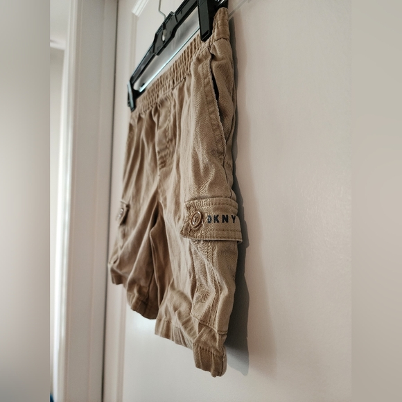 4t DKNY khaki cargo shorts - Picture 9 of 9